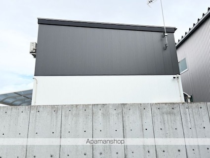 滋賀県長浜市加納町[3K/69.56m2]の外観5