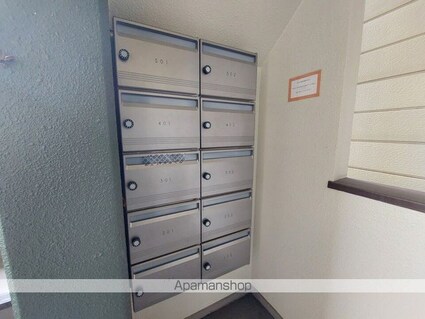 メゾン・ド・ネージュ[1K/26.95m2]のエントランス