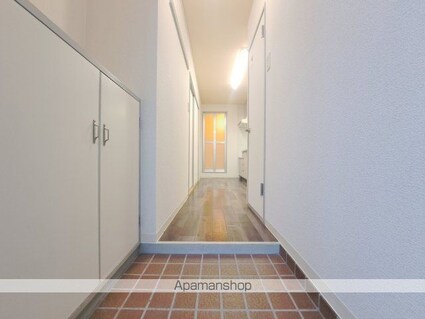 ヴィラ花みずき[1K/28.35m2]の玄関