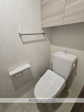 Ｄーｒｅｓｉｄｅｎｃｅ曙町１丁目[1LDK/36.11m2]のトイレ