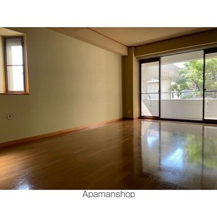 ハイアット２８２２[2LDK/83.86m2]のリビング・居間