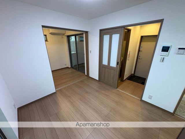 アーリーズ忍ヶ丘の内装写真