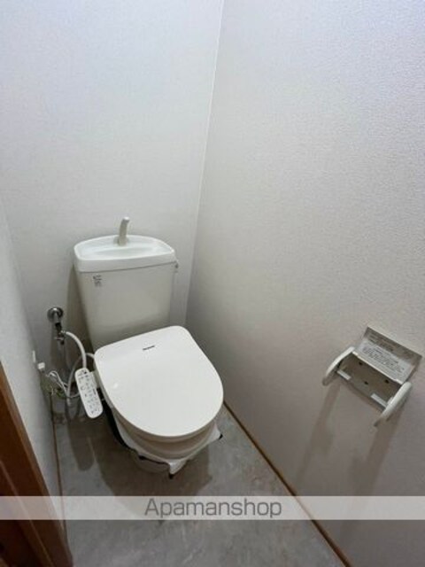 和歌山県和歌山市神前[2LDK/49.95m2]のトイレ