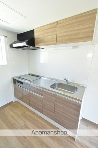 パークカーサ福住の内装写真