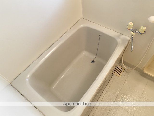 センチュリーライフの内装写真