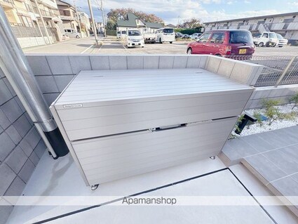 ベルク[2LDK/52.87m2]の共用部1