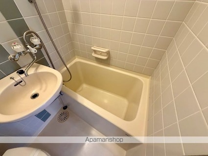 ステアウェル本郷[1R/19m2]のバス