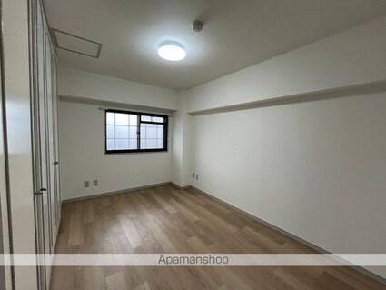 ロイヤルアネックスシエナ[2LDK/88.56m2]の内装2