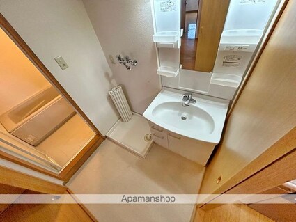 ゆたかビル[3LDK/80m2]の洗面所