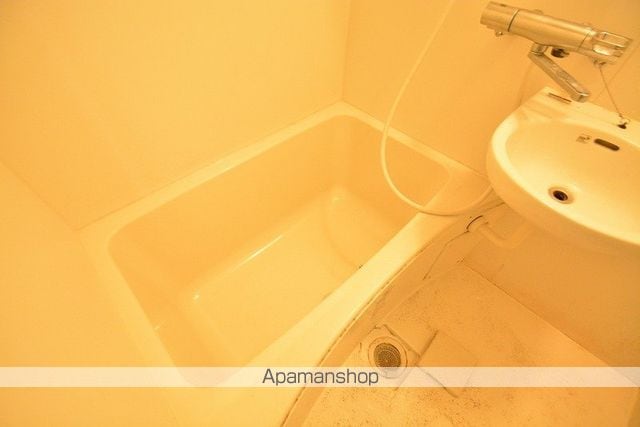レバレントIの内装写真