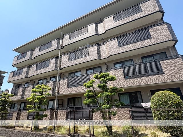Ever Green泉ヶ丘1号館の外観写真