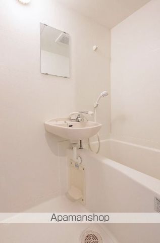 ドルフィンIIの内装写真