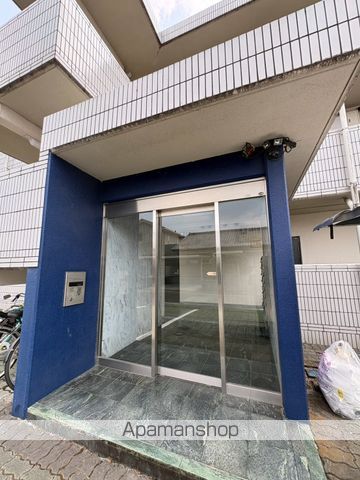 サンライズ若葉の玄関写真