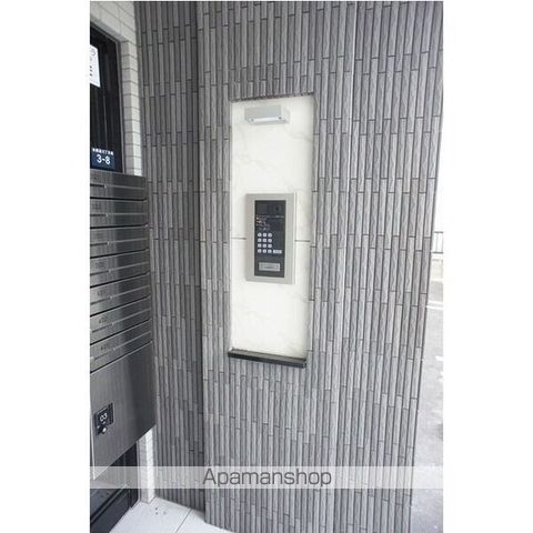グランメール南郷13駅前の玄関写真