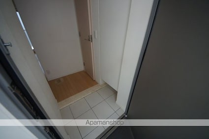 エルスタンザ代々木（旧ＫＤＸ代々木レジデンス）[1R/23.02m2]の玄関