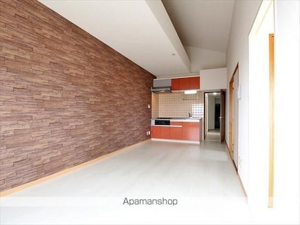 ロイヤル・ヴィラ[3LDK/67.35m2]の内装2