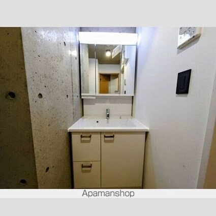 Ａｍｉｒｌ　Ｐｒｅｍｉｅｒ　Ｈｅｉａｎ－ｄｏｒｉ[1LDK/30.63m2]の洗面所