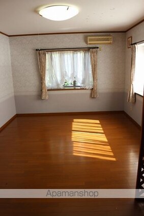 向島町６ＬＤＫ貸家[6LDK/177.21m2]のリビング・居間