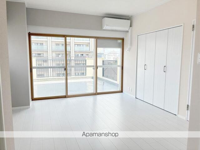 アパルトマンの内装写真