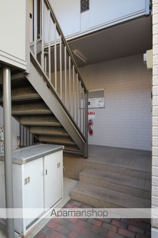 ハイツ南花屋敷の玄関写真
