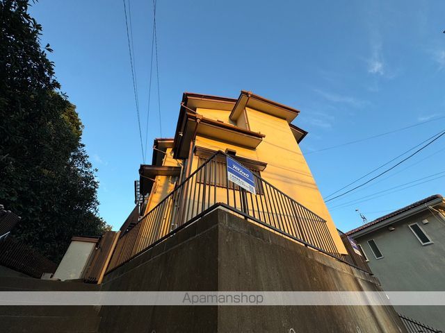 サンハイツの外観写真