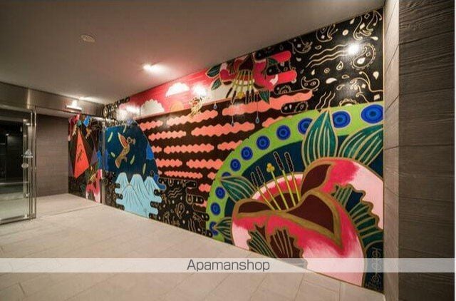 ART RESIDENCE IN KASHIWA−NO−HAの玄関写真