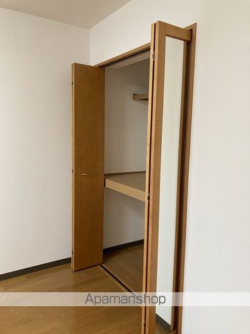 パークハイツ南出来島の内装写真