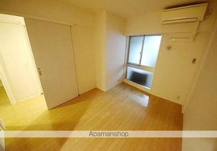 東京都府中市宮町１丁目[3LDK/65.76m2]の内装2