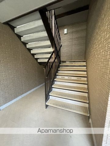 グランテラス上郷の玄関写真
