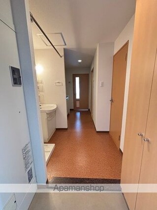 Ｋｌｅｉｎ　Ｗｏｈｎｅｎ（クラインヴォーネン）[1K/26.9m2]の玄関