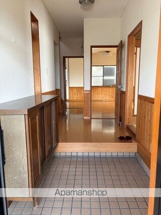 渕Ｉ貸家[4LDK/108.54m2]の玄関