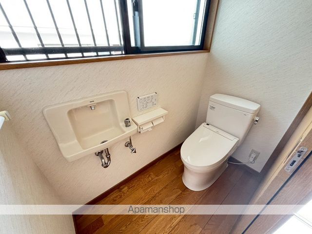 坂出市福江町4LDK戸建の内装写真