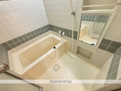 ＷＩＳＤＯＭ　ＨＯＵＳＥ[2LDK/58.9m2]のバス