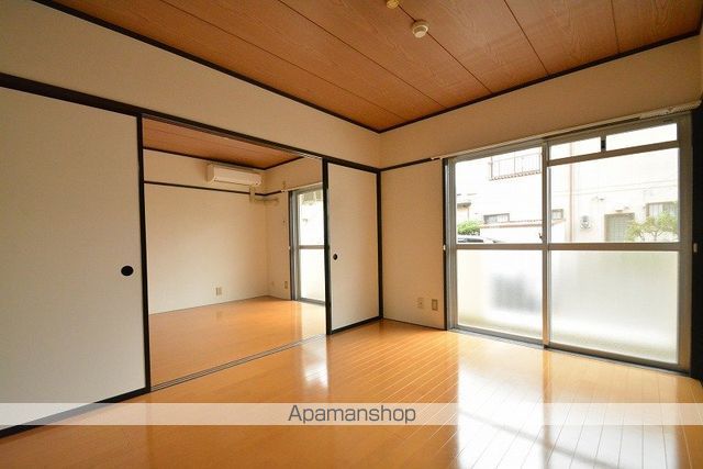 萱場ハイツの内装写真