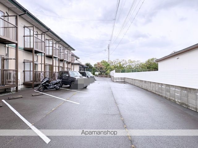 ハイネス小豆餅の外観写真