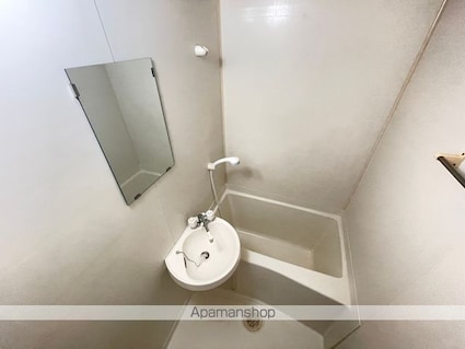 ヴェルヴィ豊岡[1R/24.66m2]のバス