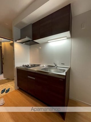 Ｒａｓｓｕｒｅｒ　Ｆ[1K/27.08m2]のキッチン