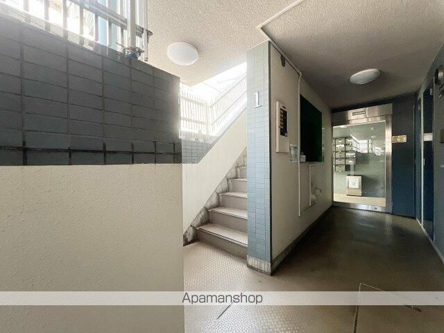 スカイコート久我山の玄関写真