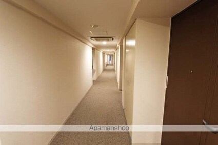 コンフォリア原宿[1LDK/37.99m2]の玄関