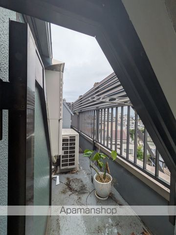 東京都杉並区高円寺南１丁目[1R/30m2]のバルコニー