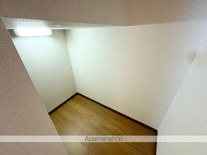 エストロジュマン[2LDK/63.11m2]の内装1