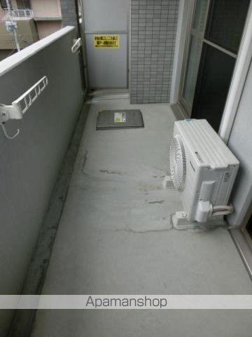 ヴィスコンティの内装写真