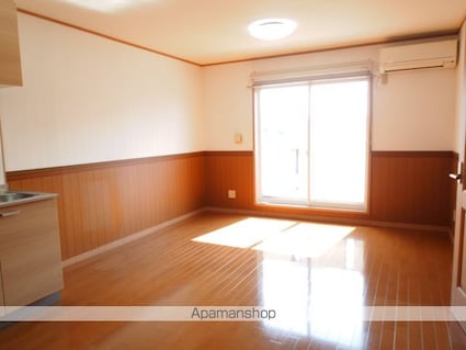 ヨーロピアンシャレー加木屋Ⅳ[2LDK/58m2]のリビング・居間