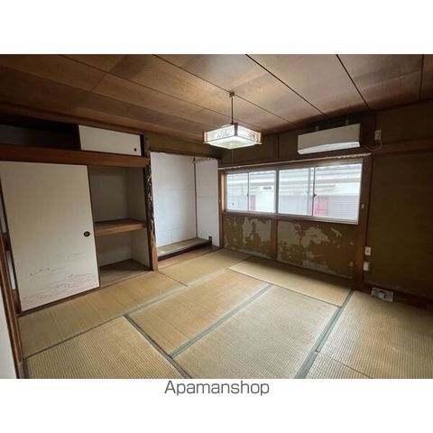 八幡月夜田戸建ての内装写真