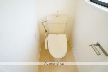 ＧＲＡＤＥＨＯＵＳＥ国立[1LDK/38.36m2]のトイレ