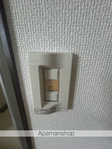 THアルファーの内装写真