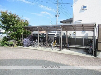 メゾンマスト盛南中央Ⅱ[2LDK/63.77m2]の駐車場1