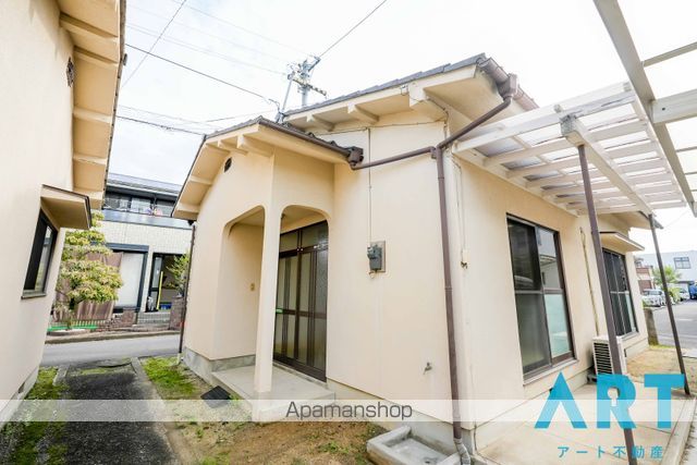 北久米黒川住宅 7号棟の玄関写真
