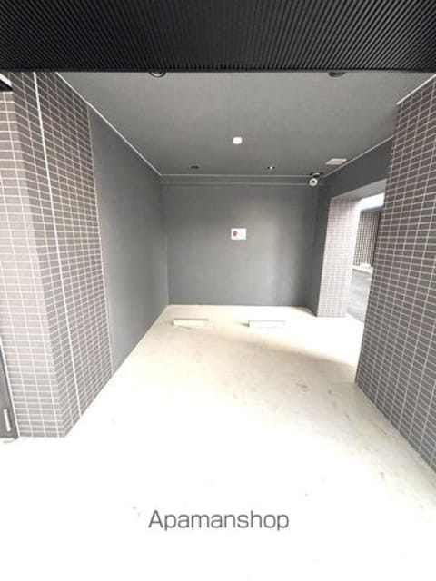 クレイシア立川[2K/25.6m2]の駐車場