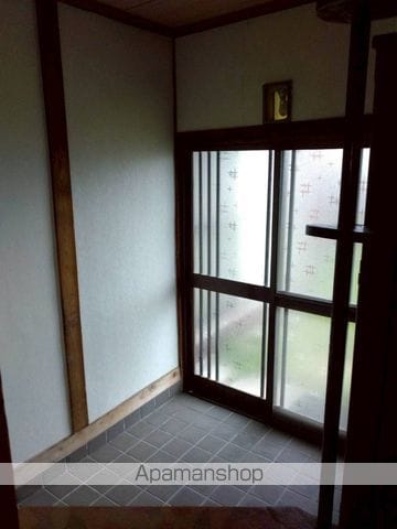 観音寺市柞田町4DK戸建の内装写真